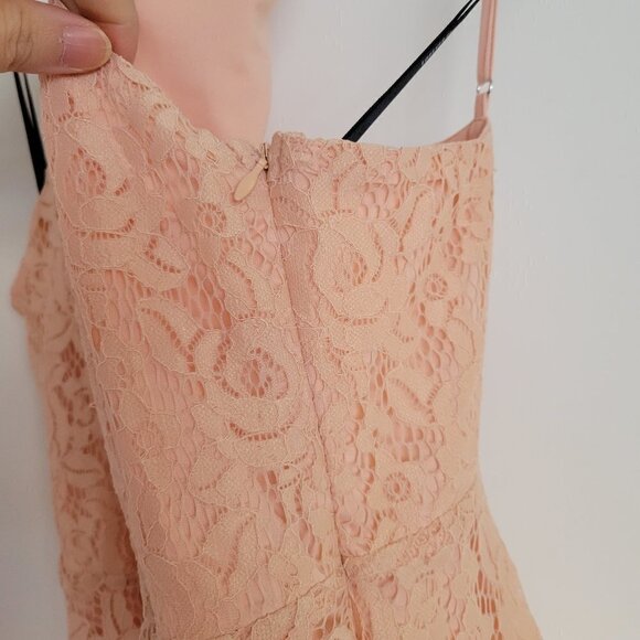 NEW Forever 21 Blush Pink Floral Lace Sleeveless Keyhole Back Dress Size Small - Picture 9 of 17